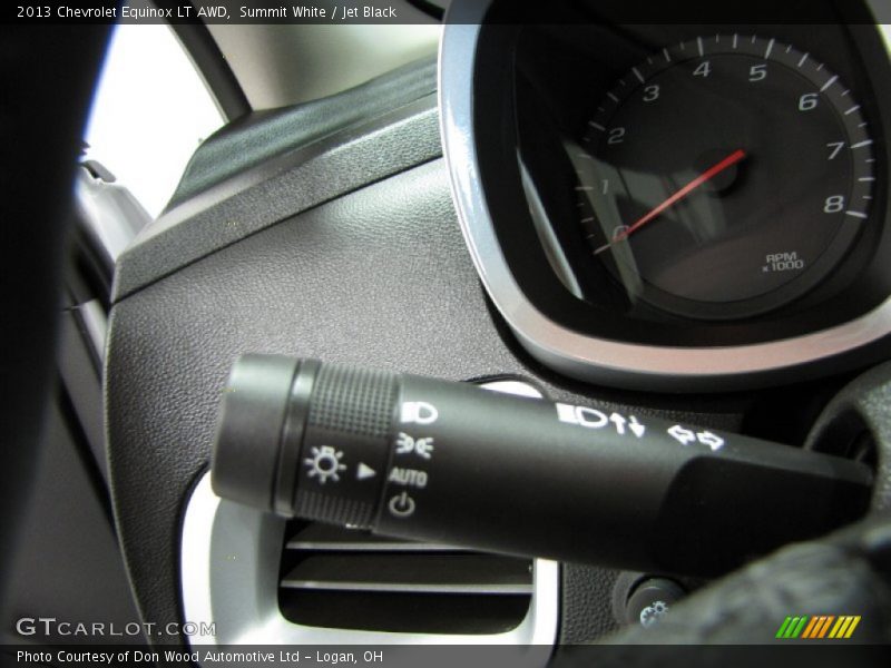 Summit White / Jet Black 2013 Chevrolet Equinox LT AWD