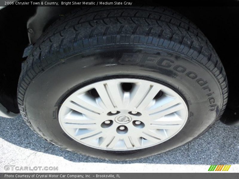 Bright Silver Metallic / Medium Slate Gray 2006 Chrysler Town & Country