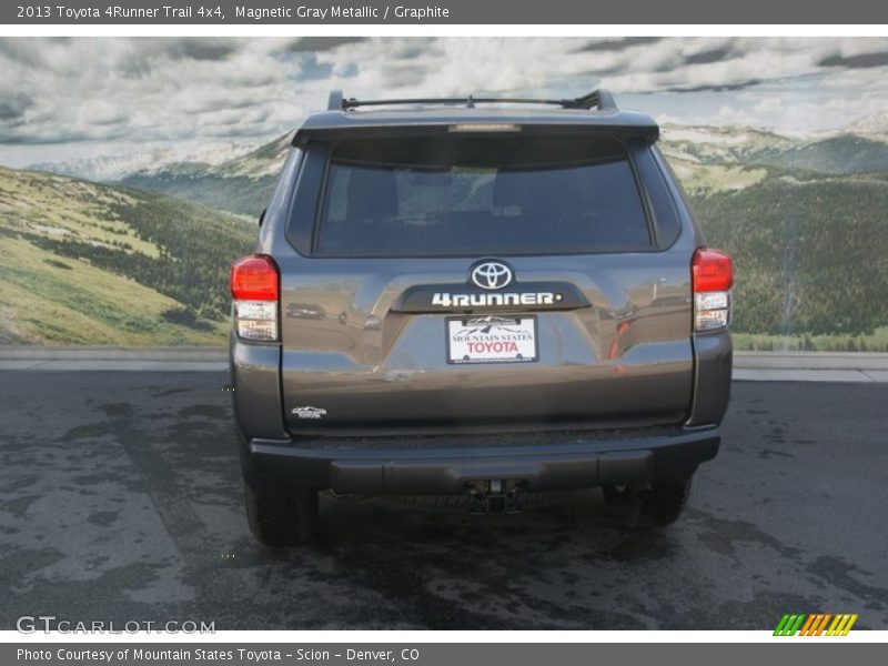 Magnetic Gray Metallic / Graphite 2013 Toyota 4Runner Trail 4x4