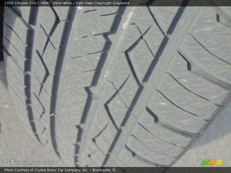 Stone White / Dark Slate Gray/Light Graystone 2006 Chrysler 300 C HEMI