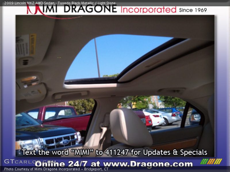 Tuxedo Black Metallic / Light Stone 2009 Lincoln MKZ AWD Sedan