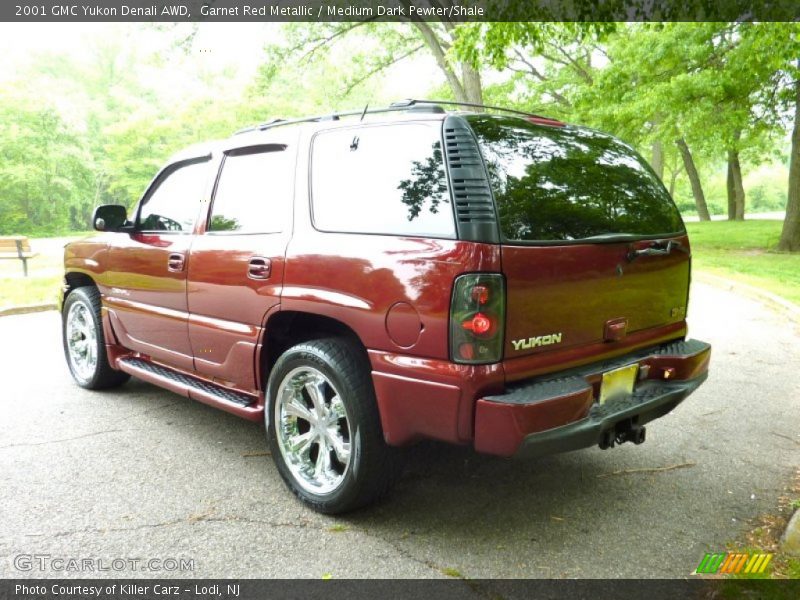 Garnet Red Metallic / Medium Dark Pewter/Shale 2001 GMC Yukon Denali AWD