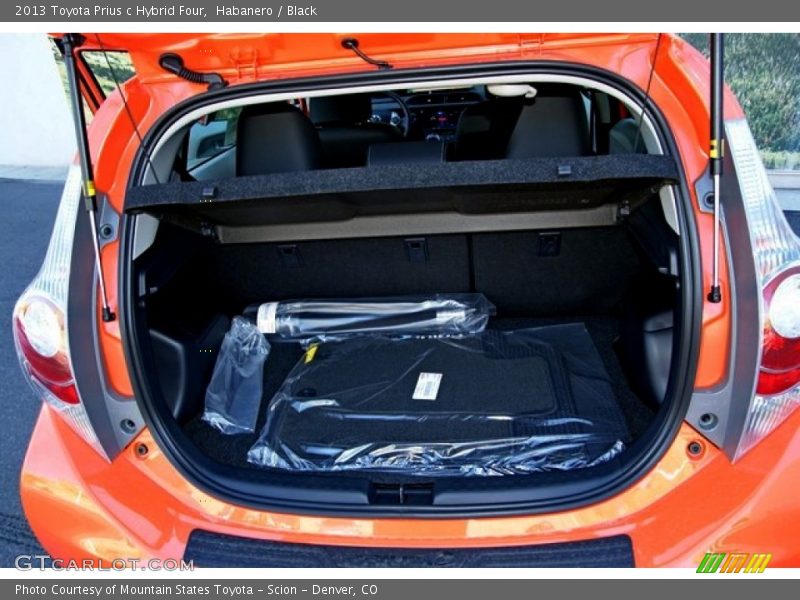 Habanero / Black 2013 Toyota Prius c Hybrid Four