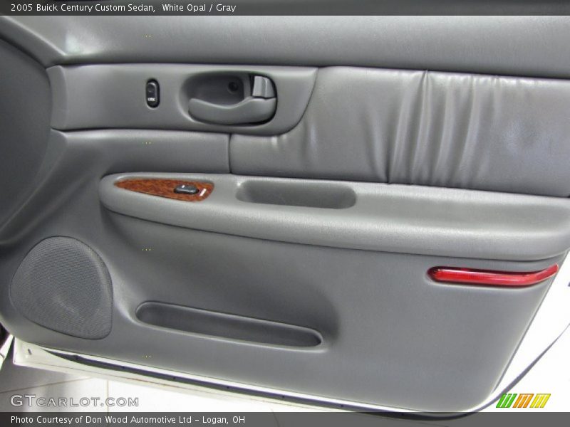 White Opal / Gray 2005 Buick Century Custom Sedan