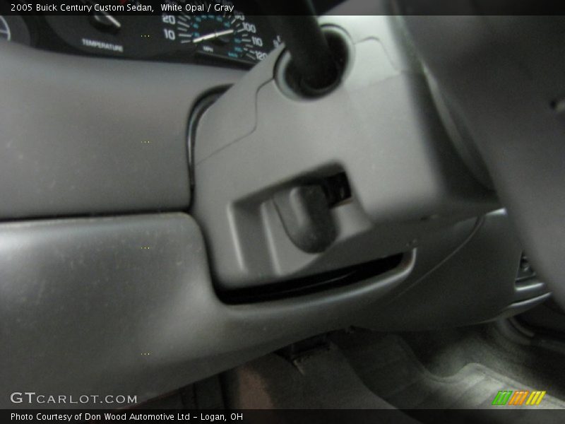 White Opal / Gray 2005 Buick Century Custom Sedan