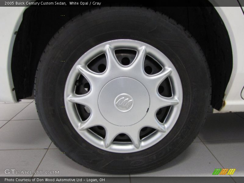 White Opal / Gray 2005 Buick Century Custom Sedan