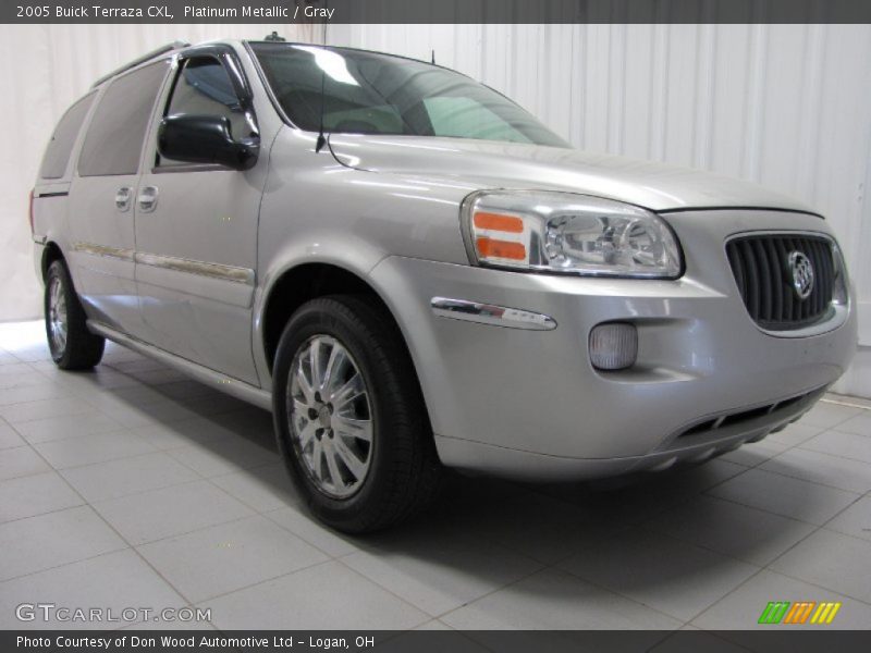 Front 3/4 View of 2005 Terraza CXL