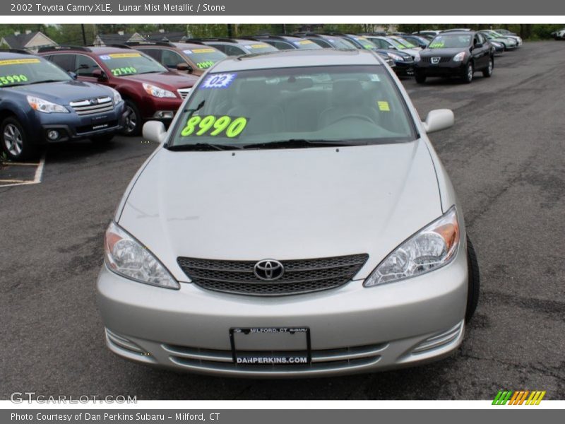 Lunar Mist Metallic / Stone 2002 Toyota Camry XLE