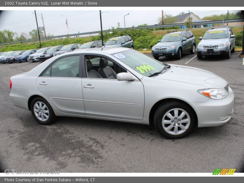 Lunar Mist Metallic / Stone 2002 Toyota Camry XLE
