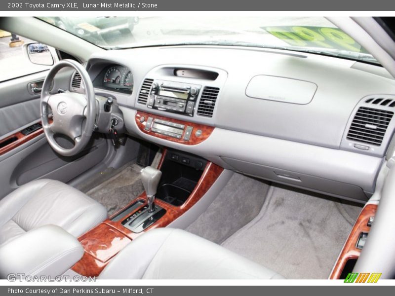 Lunar Mist Metallic / Stone 2002 Toyota Camry XLE