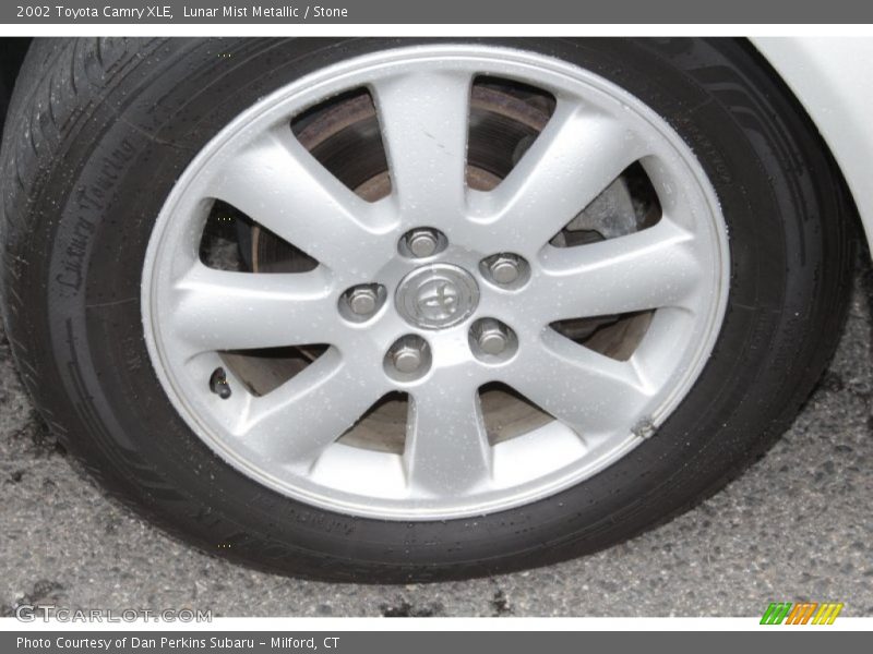 Lunar Mist Metallic / Stone 2002 Toyota Camry XLE