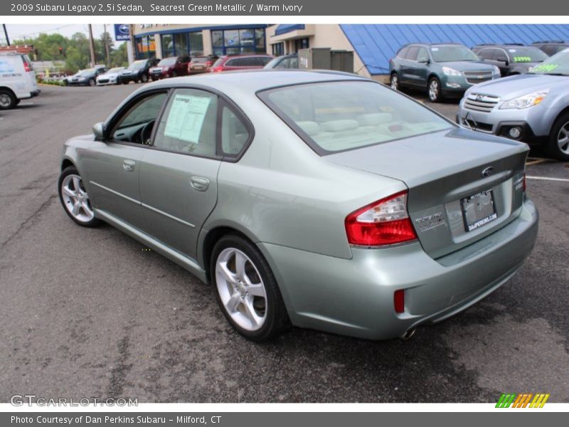 Seacrest Green Metallic / Warm Ivory 2009 Subaru Legacy 2.5i Sedan