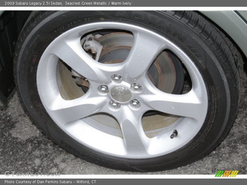 Seacrest Green Metallic / Warm Ivory 2009 Subaru Legacy 2.5i Sedan