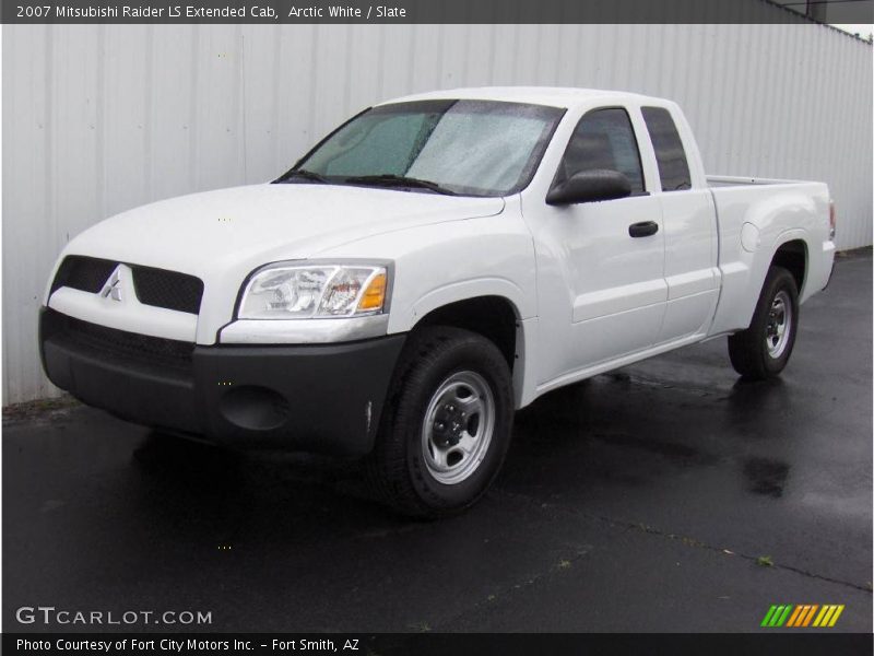 Arctic White / Slate 2007 Mitsubishi Raider LS Extended Cab