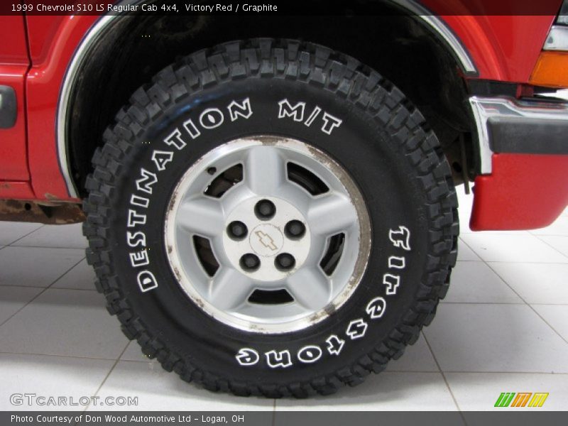 Victory Red / Graphite 1999 Chevrolet S10 LS Regular Cab 4x4