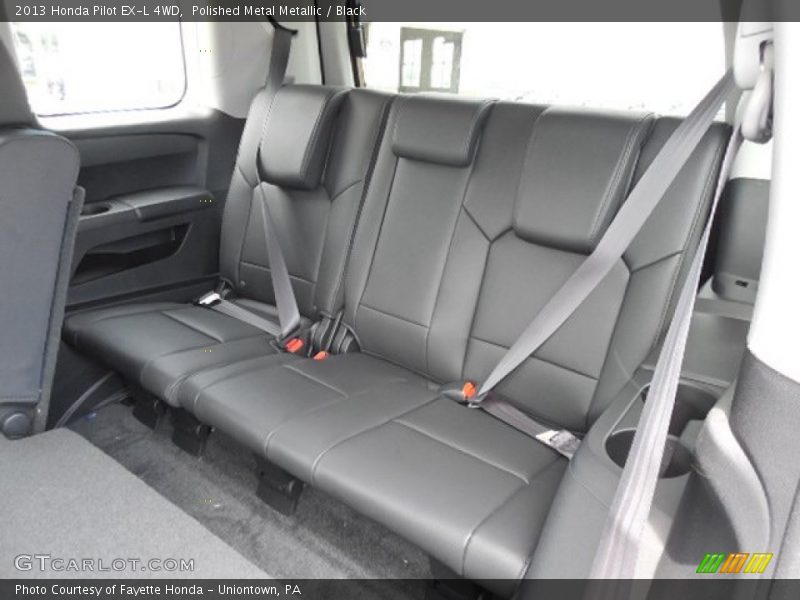 Rear Seat of 2013 Pilot EX-L 4WD