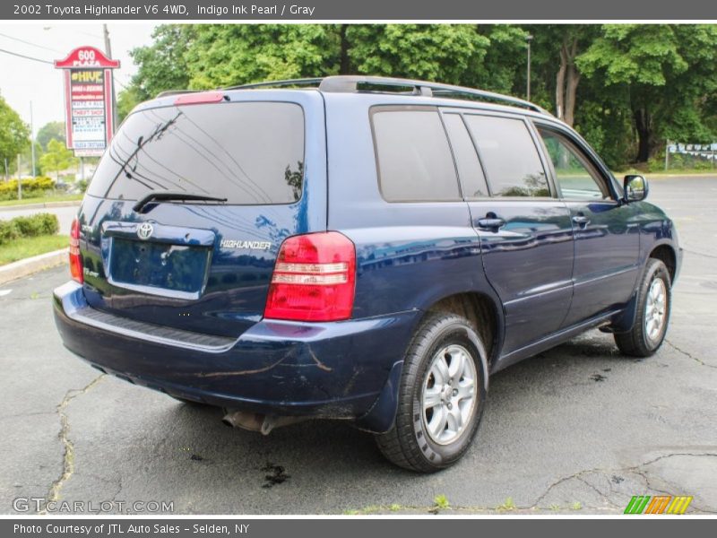 Indigo Ink Pearl / Gray 2002 Toyota Highlander V6 4WD