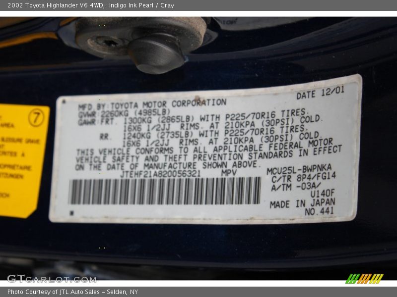Indigo Ink Pearl / Gray 2002 Toyota Highlander V6 4WD
