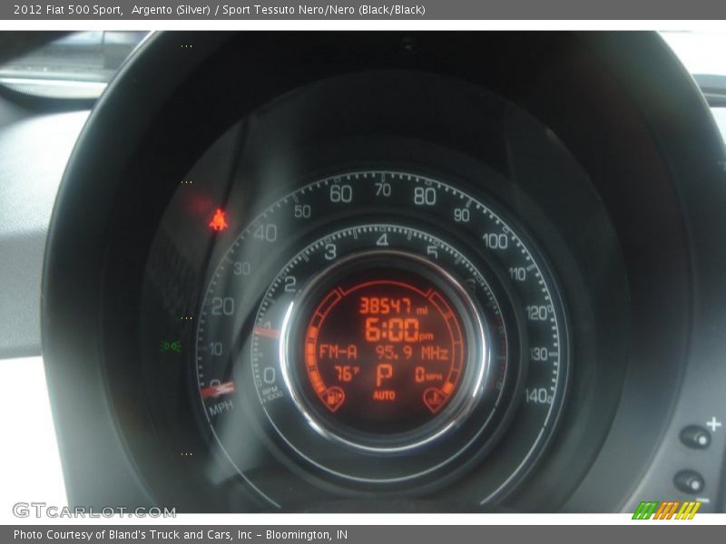 Argento (Silver) / Sport Tessuto Nero/Nero (Black/Black) 2012 Fiat 500 Sport