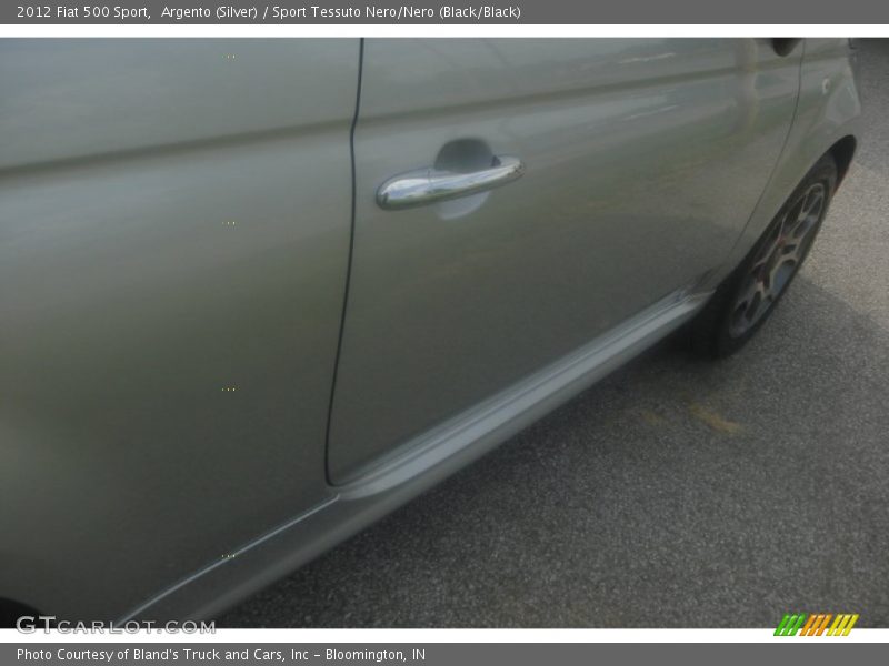 Argento (Silver) / Sport Tessuto Nero/Nero (Black/Black) 2012 Fiat 500 Sport