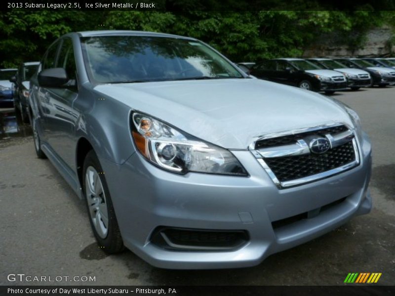 Ice Silver Metallic / Black 2013 Subaru Legacy 2.5i