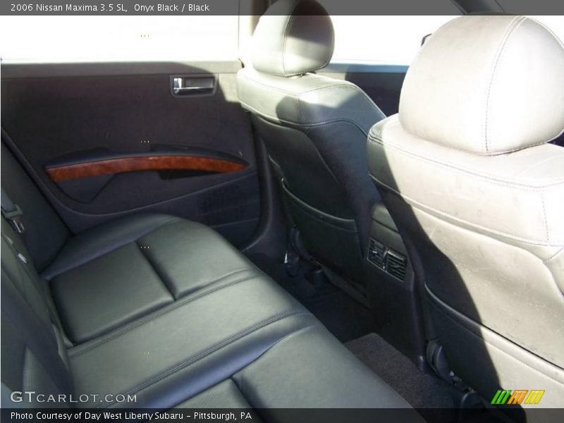 Onyx Black / Black 2006 Nissan Maxima 3.5 SL