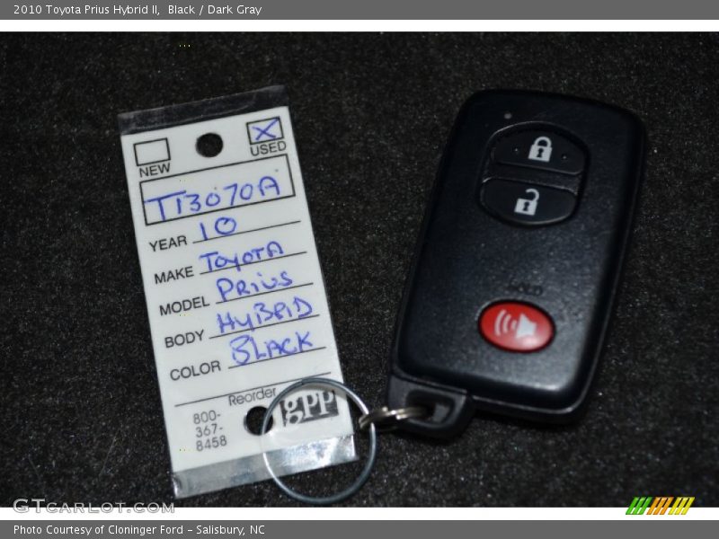 Black / Dark Gray 2010 Toyota Prius Hybrid II