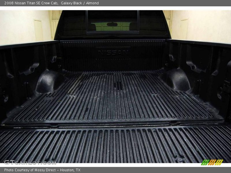 Galaxy Black / Almond 2008 Nissan Titan SE Crew Cab