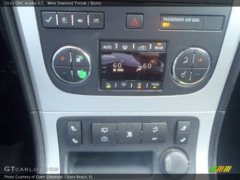 White Diamond Tricoat / Ebony 2010 GMC Acadia SLT