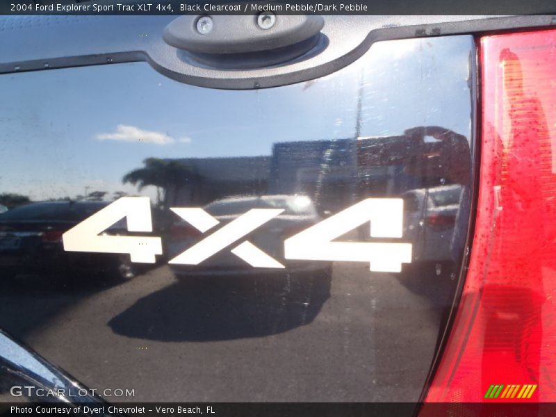 Black Clearcoat / Medium Pebble/Dark Pebble 2004 Ford Explorer Sport Trac XLT 4x4