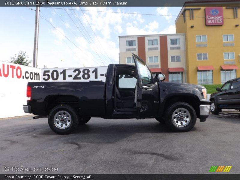 Onyx Black / Dark Titanium 2011 GMC Sierra 1500 Regular Cab 4x4