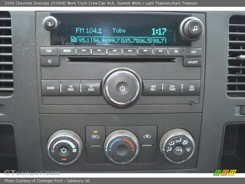 Summit White / Light Titanium/Dark Titanium 2009 Chevrolet Silverado 2500HD Work Truck Crew Cab 4x4