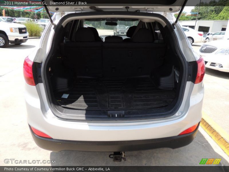 Diamond Silver / Black 2011 Hyundai Tucson GL