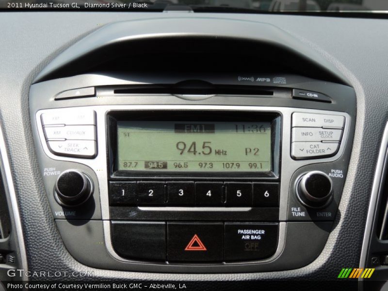 Diamond Silver / Black 2011 Hyundai Tucson GL