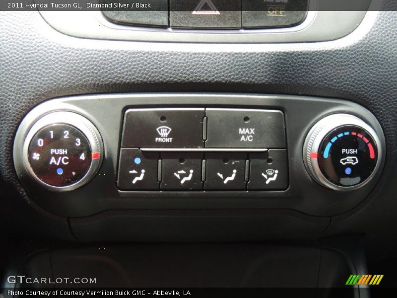 Diamond Silver / Black 2011 Hyundai Tucson GL