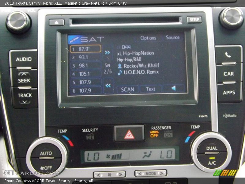 Magnetic Gray Metallic / Light Gray 2013 Toyota Camry Hybrid XLE