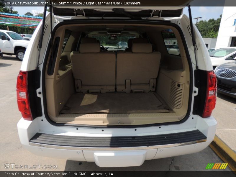 Summit White / Light Cashmere/Dark Cashmere 2009 Chevrolet Suburban LTZ