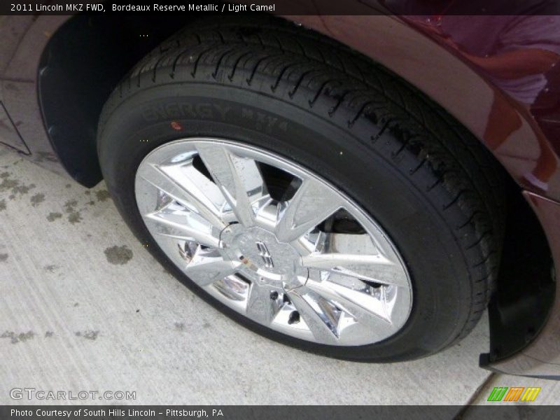 Bordeaux Reserve Metallic / Light Camel 2011 Lincoln MKZ FWD