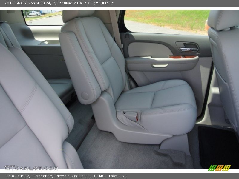 Quicksilver Metallic / Light Titanium 2013 GMC Yukon SLT 4x4