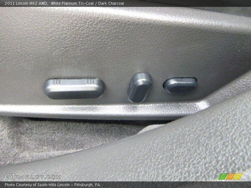 White Platinum Tri-Coat / Dark Charcoal 2011 Lincoln MKZ AWD