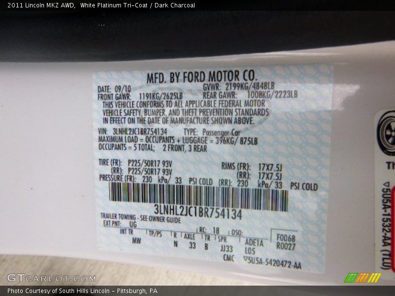 White Platinum Tri-Coat / Dark Charcoal 2011 Lincoln MKZ AWD