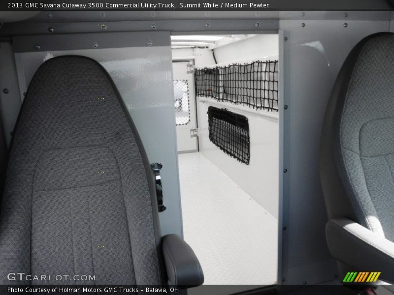 Summit White / Medium Pewter 2013 GMC Savana Cutaway 3500 Commercial Utility Truck