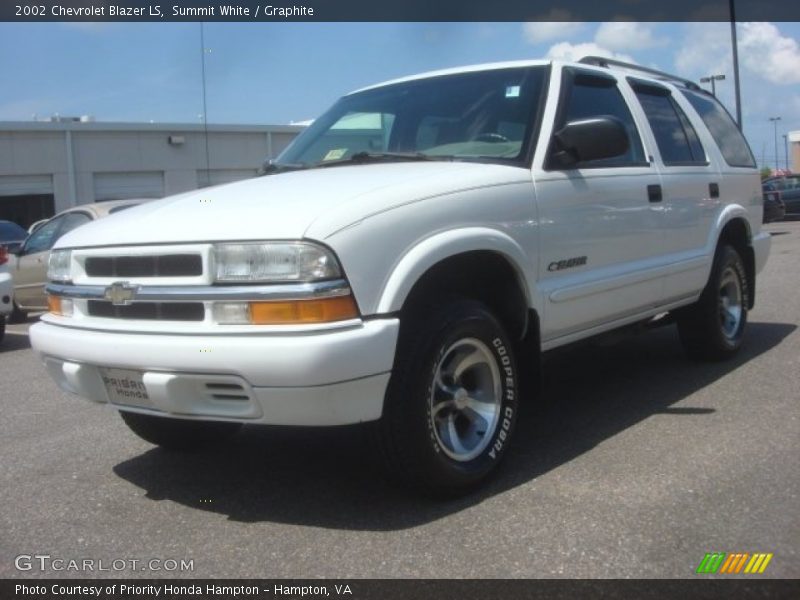 Summit White / Graphite 2002 Chevrolet Blazer LS