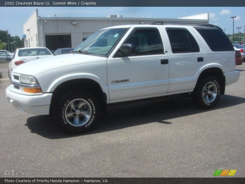 Summit White / Graphite 2002 Chevrolet Blazer LS