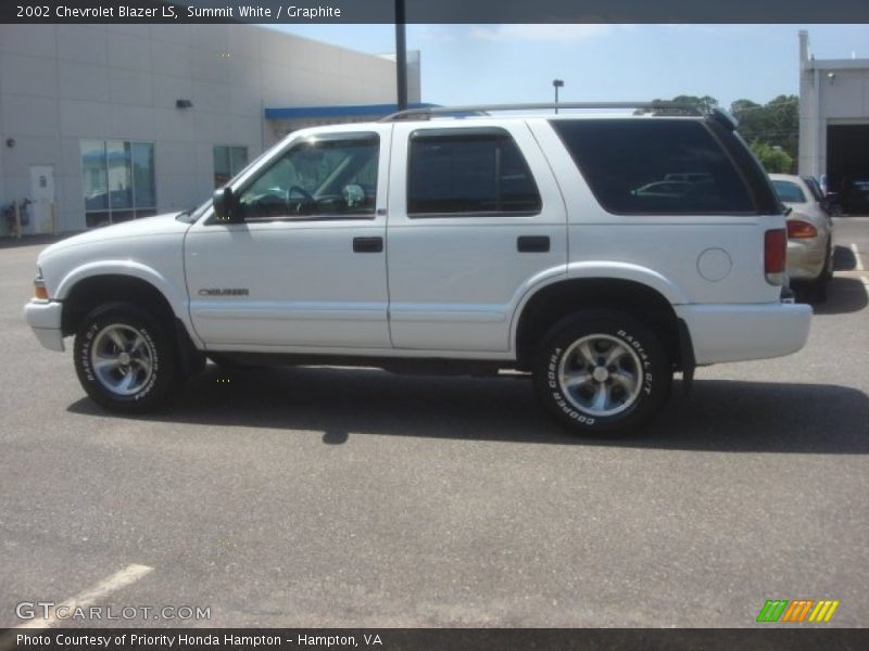 Summit White / Graphite 2002 Chevrolet Blazer LS