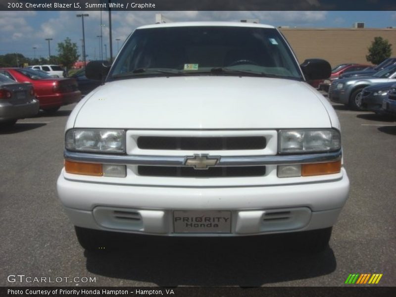 Summit White / Graphite 2002 Chevrolet Blazer LS