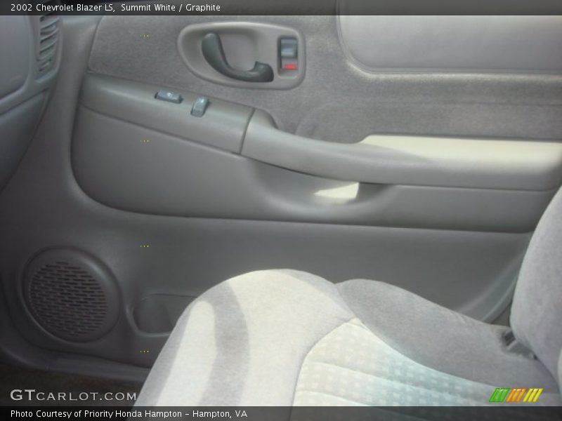 Summit White / Graphite 2002 Chevrolet Blazer LS
