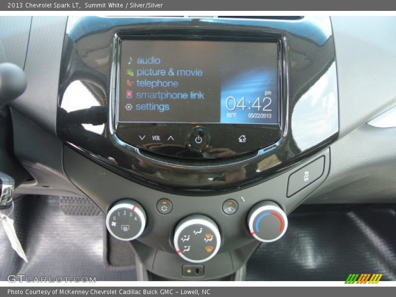 Summit White / Silver/Silver 2013 Chevrolet Spark LT