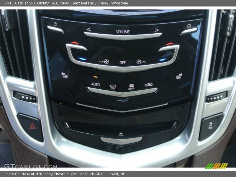 Silver Coast Metallic / Shale/Brownstone 2013 Cadillac SRX Luxury FWD