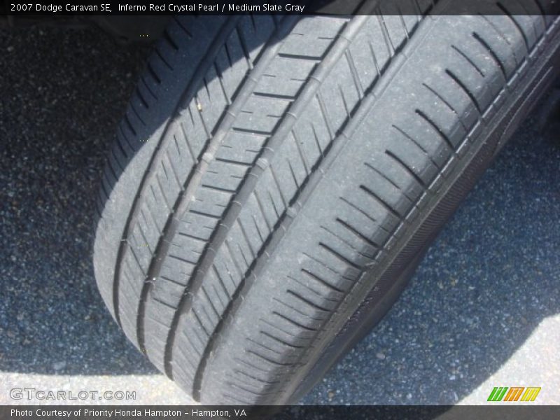 Inferno Red Crystal Pearl / Medium Slate Gray 2007 Dodge Caravan SE